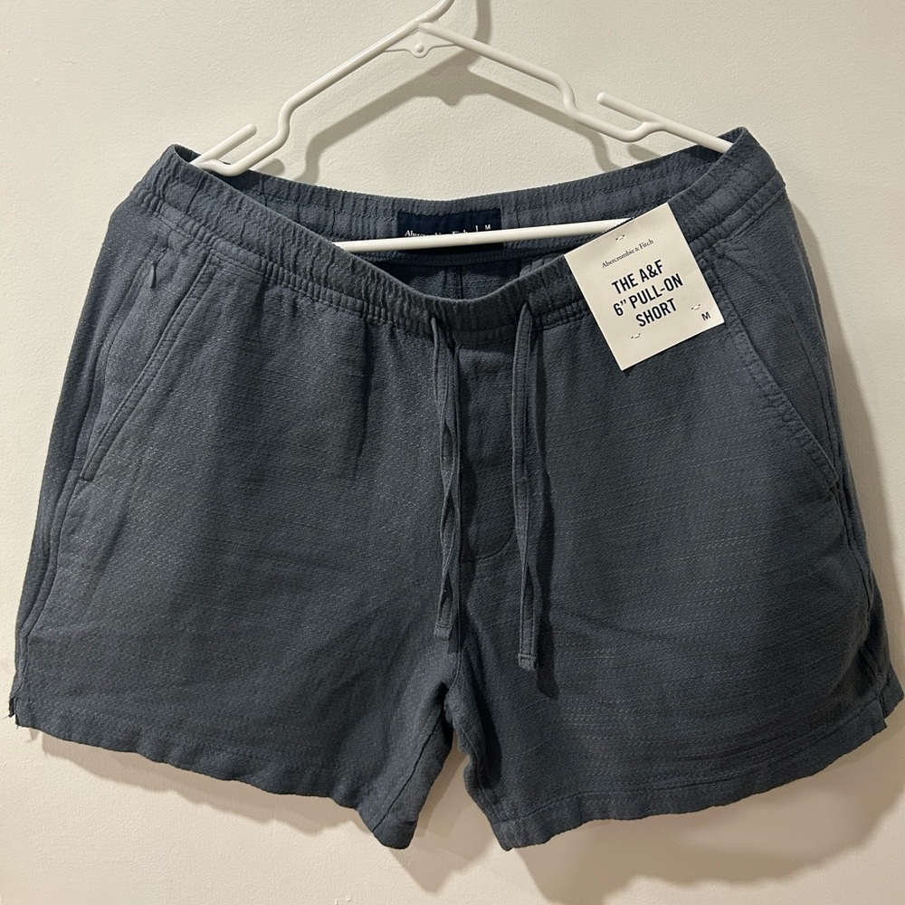 A&F Cotton Texture 6 Inch Pull-On Shorts